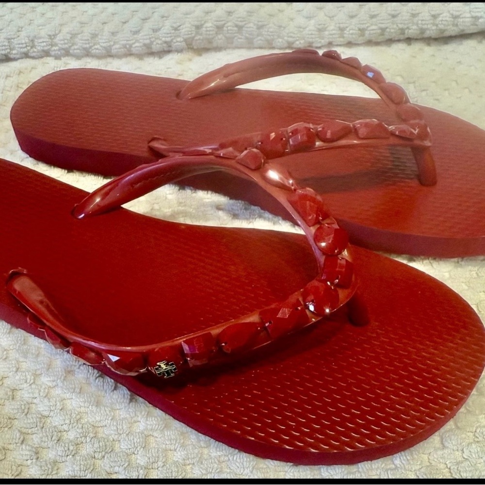 Tory Butch Red Flip Flops with Studded Straps
Size 7